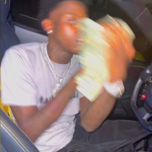 Meet your Posher, Elijah